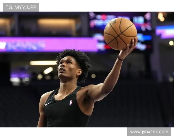 阿门汤普森休赛期状态堪忧前两场三分球竟然全失手